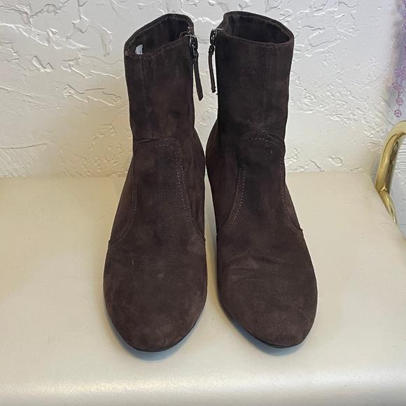 Sam Edelman {7} 'Maddie' Dark Brown Suede Zip Up Ankle Booties - Picture 2 of 11